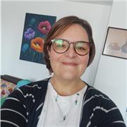 English teacher with more than 20 years of experience